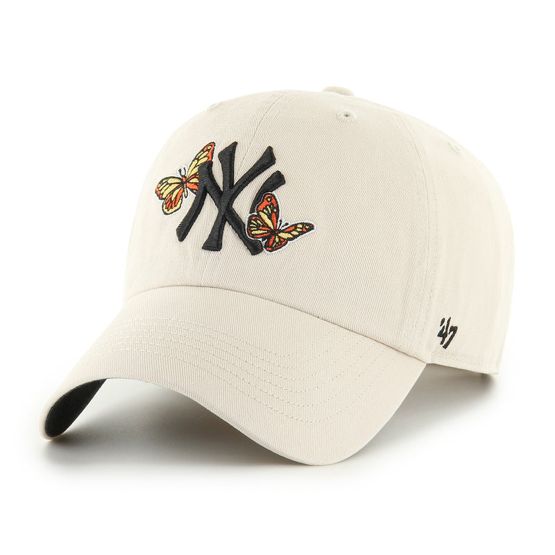 Gorra New York Yankees MLB City Icon Butterfly '47 Clean Up Beige