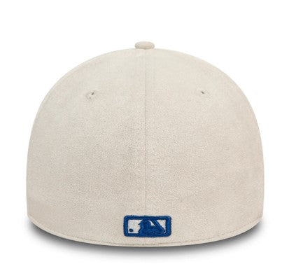 Gorra Faux Suede Collection 39THIRTY Cerrada New Era