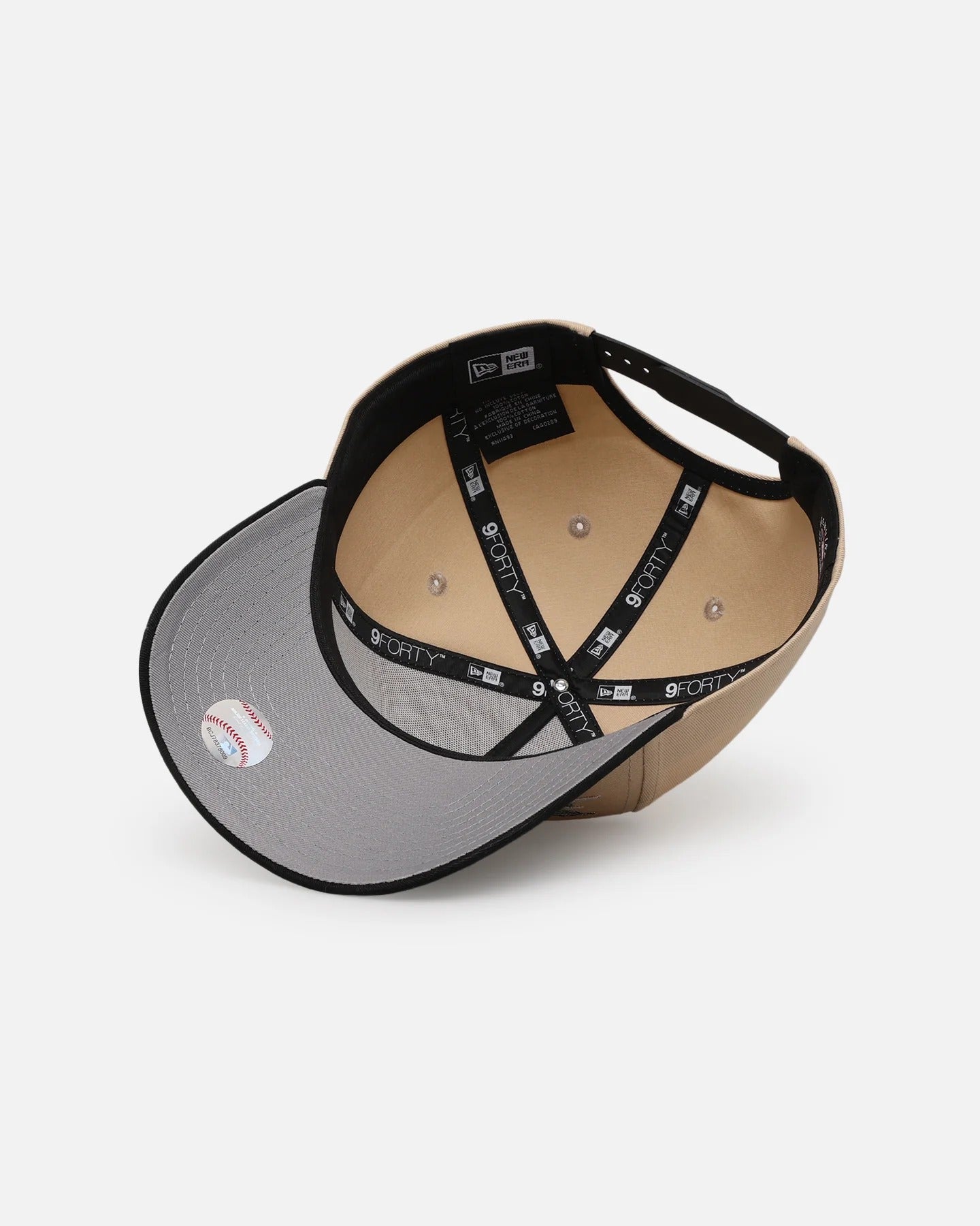 Gorra New York Yankees Dragon Collection 2.0 9FORTY A-Frame Black/Oak