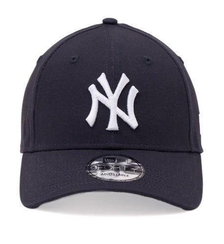 Gorra New York Yankees MLB 9Forty Azul Marino Core Basics