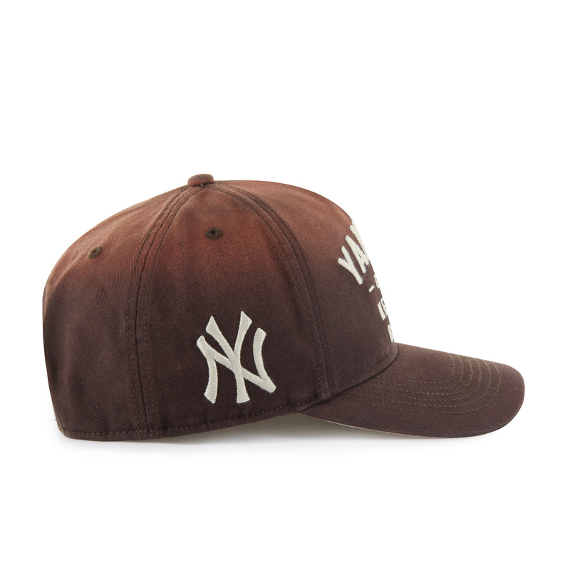 Gorra New York Yankees MLB Dusted Laramie '47 Hitch RF
