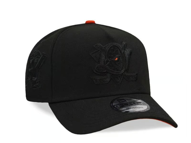 Gorra Anaheim Ducks 30th Anniversary Blackout Orange Pop Prime Edition 9Forty A Frame