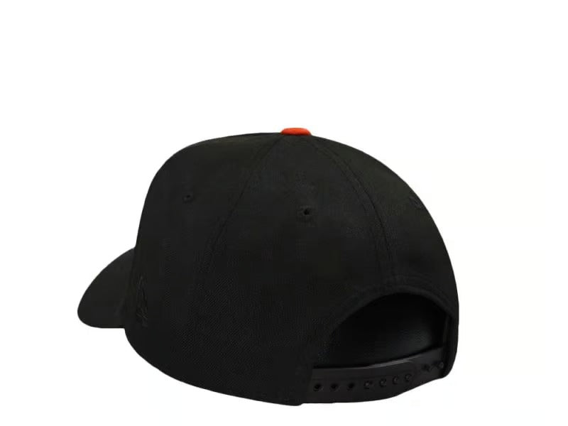 Gorra Anaheim Ducks 30th Anniversary Blackout Orange Pop Prime Edition 9Forty A Frame
