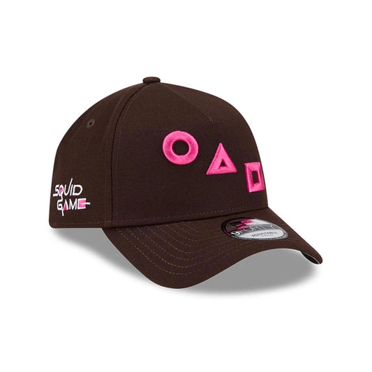 Gorra Netflix Squid Game Shapes 9FORTY A-Frame Marrón