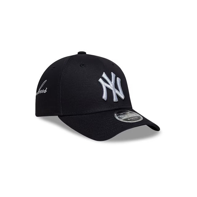 Gorra 9Forty MLB New York Yankees Side Script Navy
