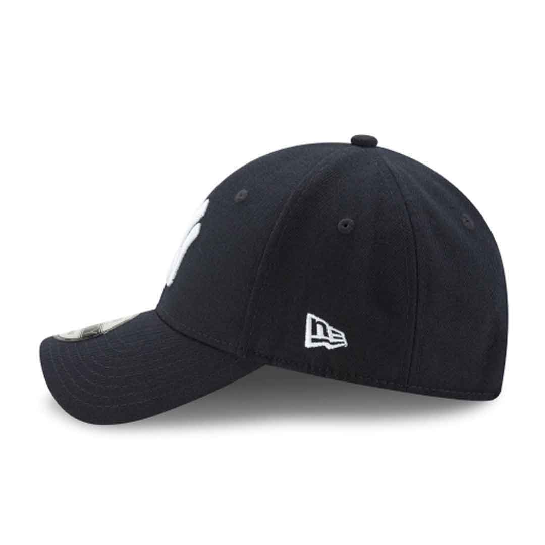New York Yankees MLB 9Forty Navy Velcrosnap Cap