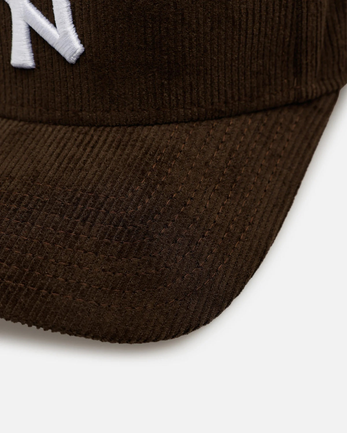 Gorra New York Yankees Cord Tones 9FORTY A-Frame Snapback Walnut