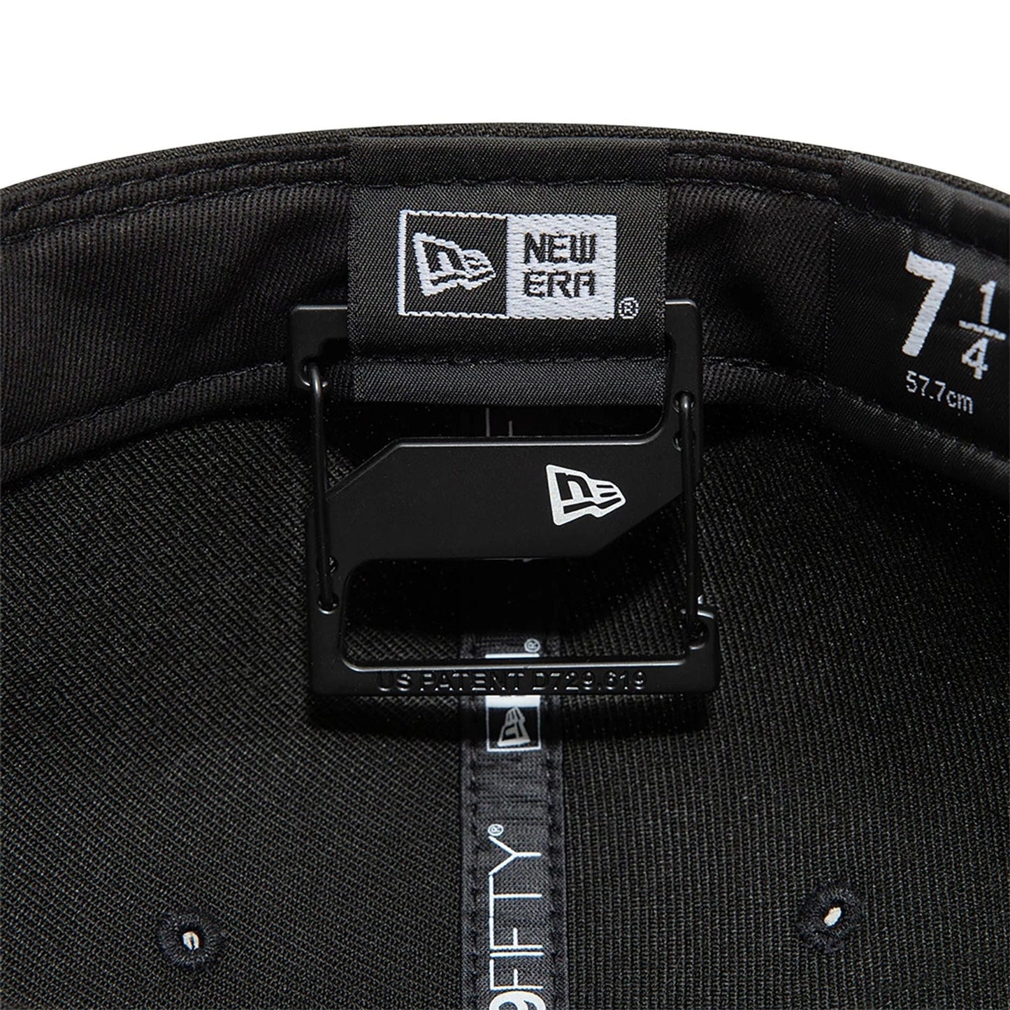 Clip Gorra New Era Negro