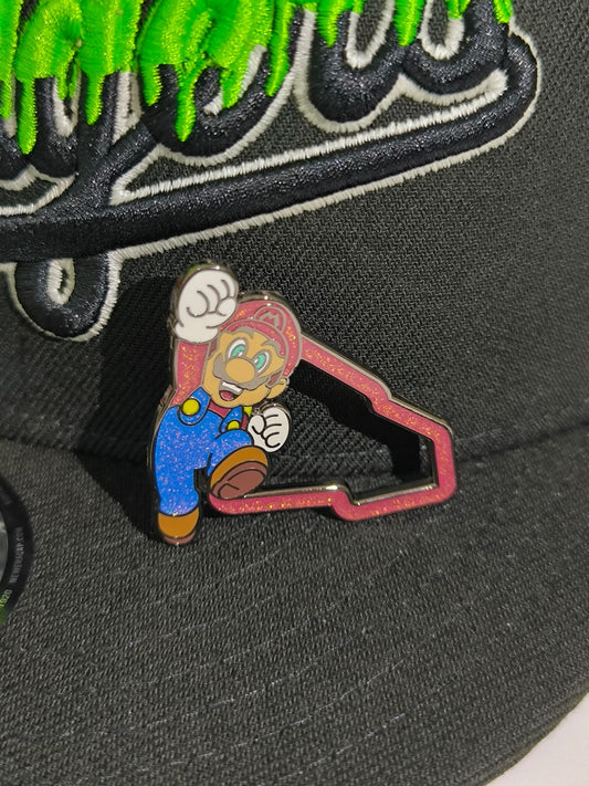 Pin Broche Metálico Mario Bros Contorno New Era