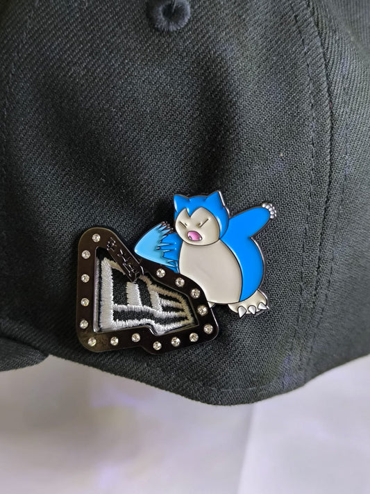 Pin Broche Metálico Snorlax Contorno New Era